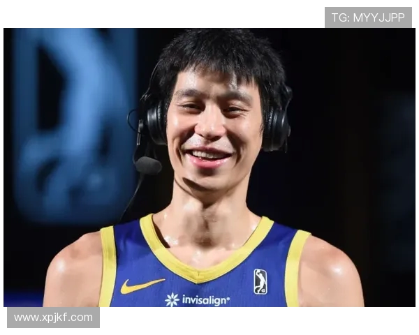 林书豪社媒晒五套赛场风格穿搭引热议球迷票选最爱一款展现运动精神 林书豪社媒晒五套赛场风格穿搭引热议球迷票选最爱一款展现运动精神